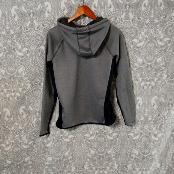 Under Armour coldgear sweatshirt - Picture 3 of 3